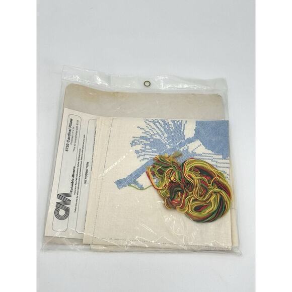 CM Columbia Minerva Erica Wilson Cross Stitch Pillow Kit Cardinal Branch VTG ‘77 - Picture 3 of 8
